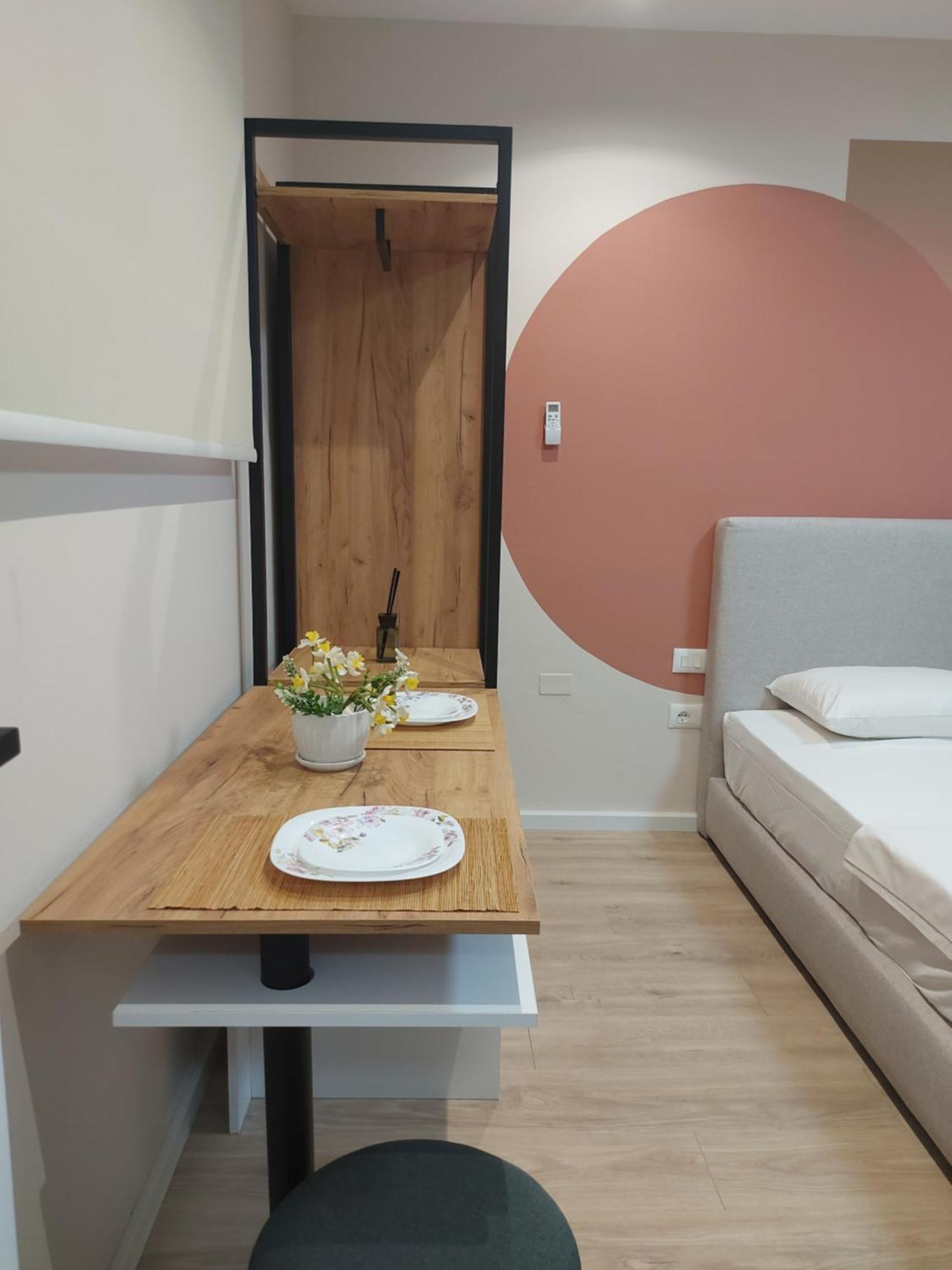 Center Cozy Nest Hotel ติรานา ภายนอก รูปภาพ